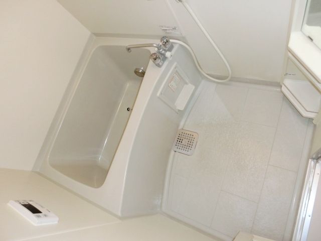 バス・シャワールーム　追焚付きのバス