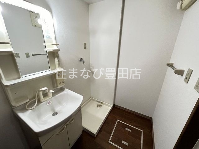 名鉄西尾線 南安城駅 徒歩12分 2階建 築24年の内装写真
