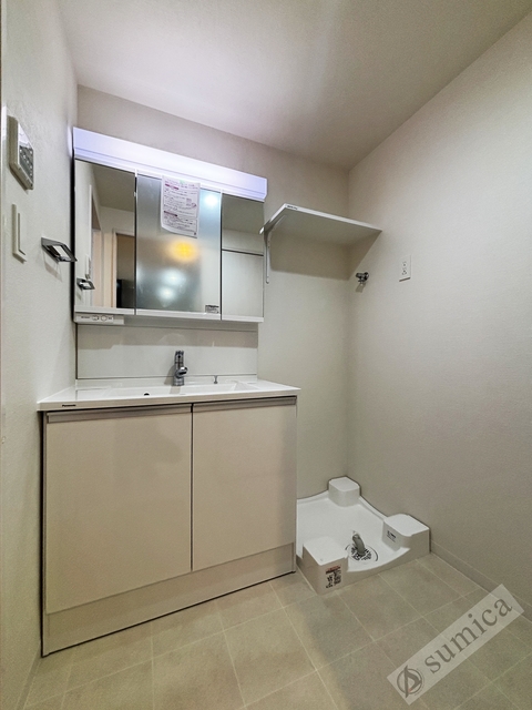 洗面設備　朝の身支度が楽々！！広い洗面＾＾