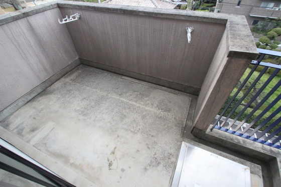 バルコニー　※別の部屋の写真です