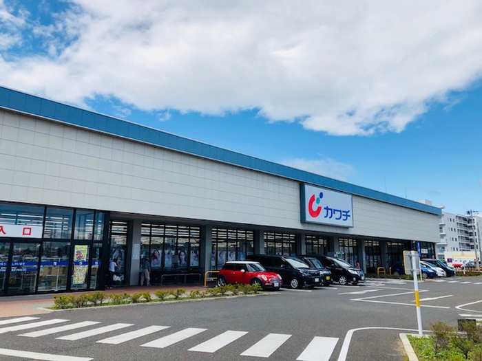 ドラックストア　カワチ薬品　若林店（ドラッグストア）まで500m