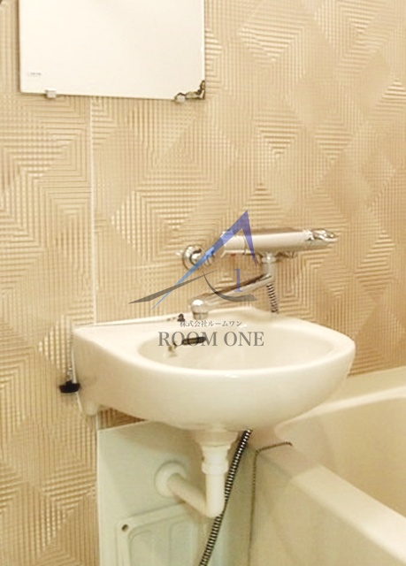 洗面設備　洗面台です。