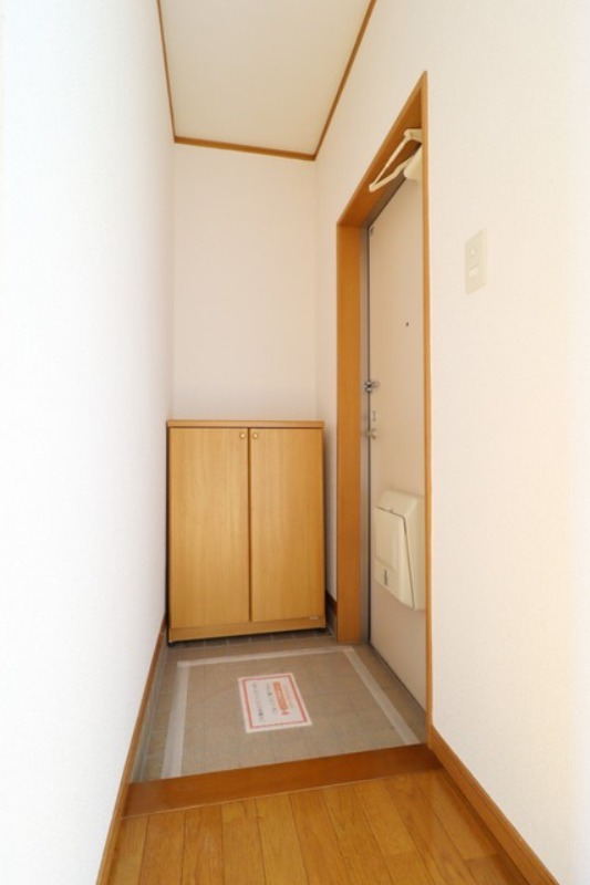 玄関　図面と現状に相違がある場合には現状を優先