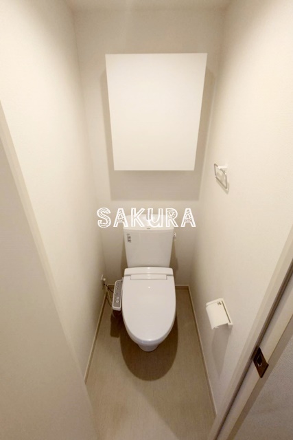 トイレ　落ち着いた色調のトイレです♪