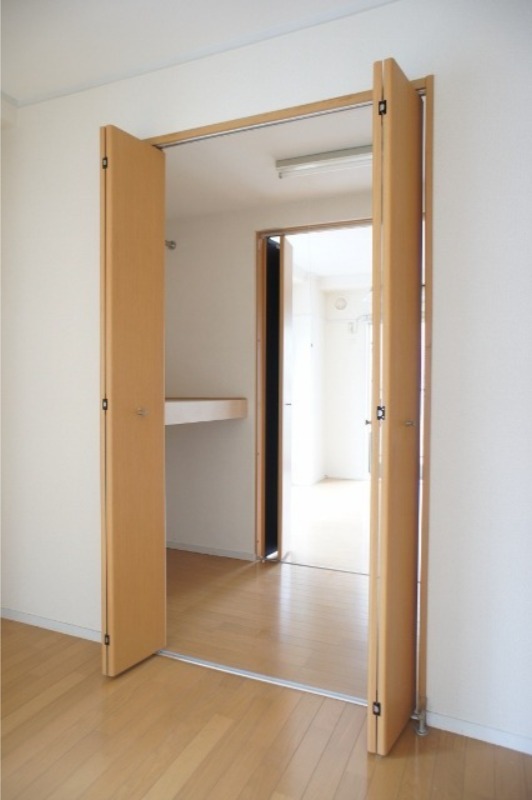 収納　図面と現状に相違がある場合には現状を優先