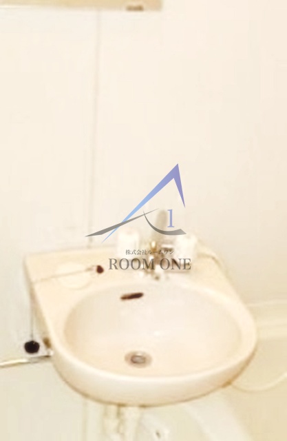 洗面設備　洗面台です。