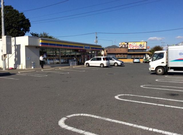 コンビニ　ミニストップ流山平和台店（コンビニ）まで525m