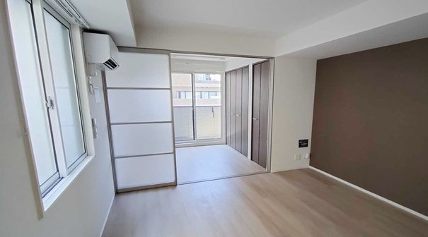 居室・リビング　LDKから洋室1