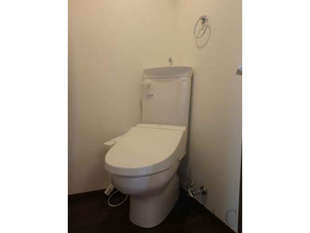 トイレ　ゆったりとした空間のトイレです