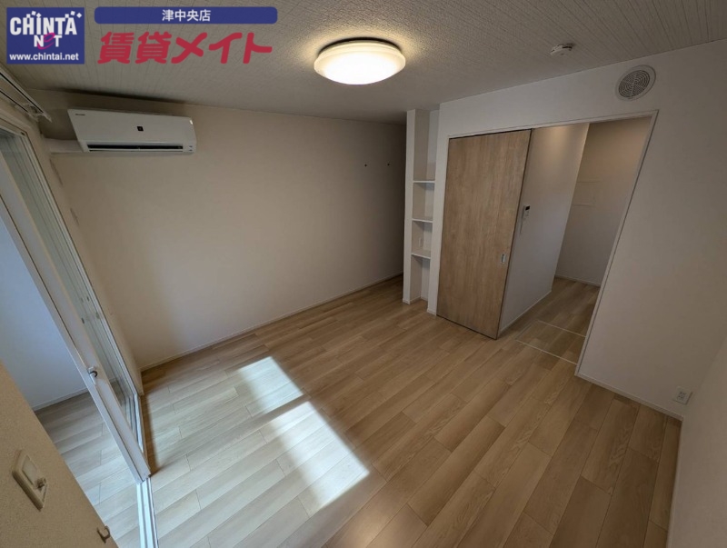 居室・リビング　同型タイプ画像