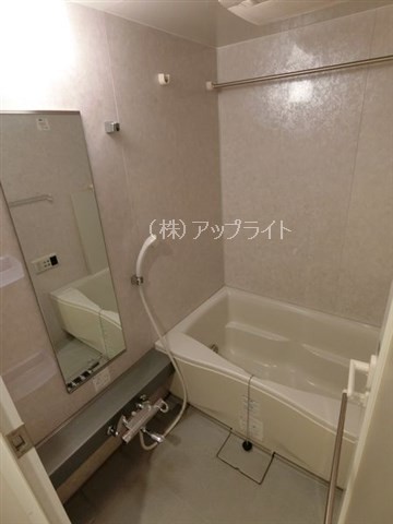 バス・シャワールーム　追炊き＆浴室乾燥機付き