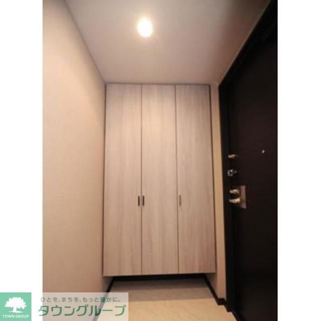 玄関　※写真は同タイプ住戸です。