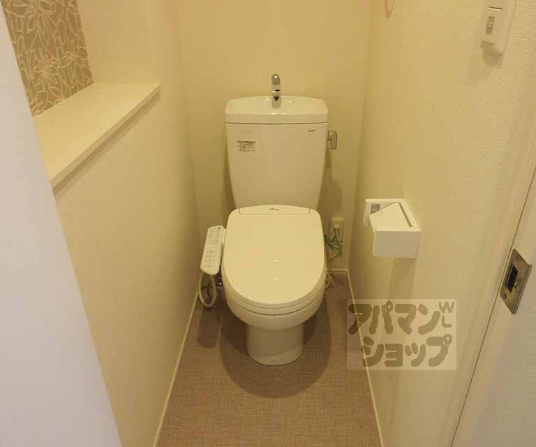 トイレ　清潔感のあるトイレです