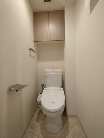 トイレ　クレイシア赤羽　北区赤羽2