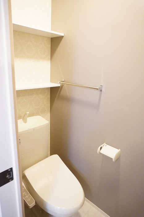 トイレ　トイレ(温水洗浄暖房便座)