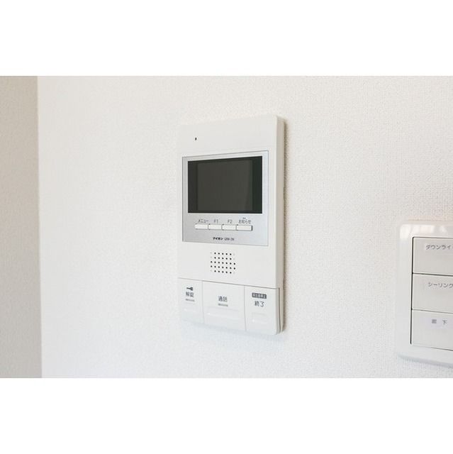 セキュリティ　★弊社の仲介手数料は全物件、賃料の半額＋税です★