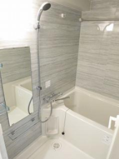 バス・シャワールーム　風呂