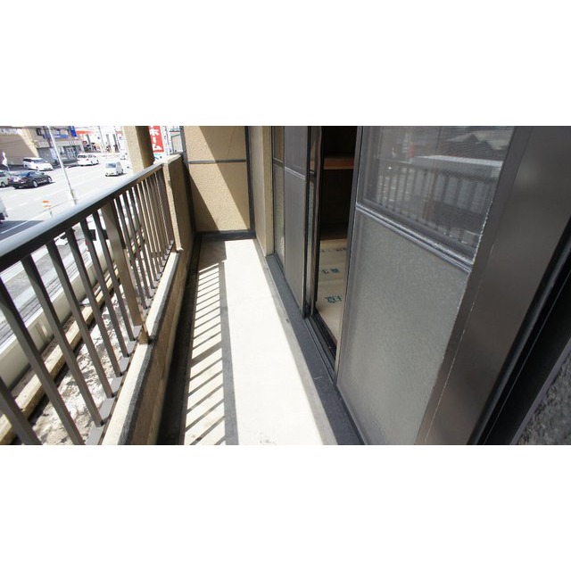 バルコニー　バルコニー