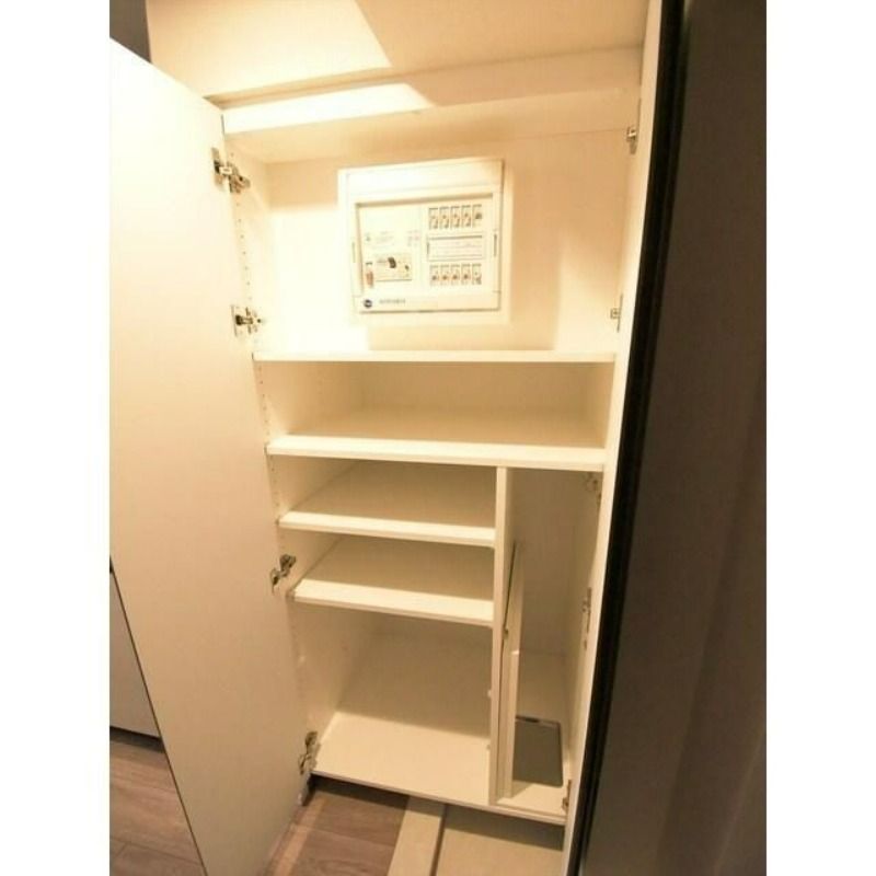 玄関　ルネサンスコート上野入谷