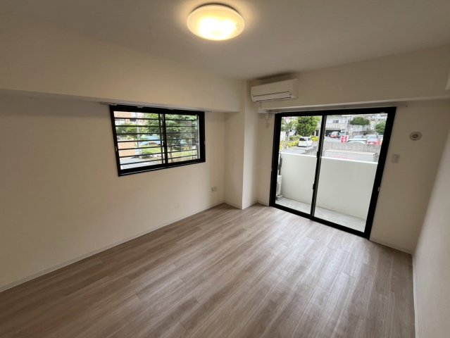 居室・リビング　グランメゾン壷川（ＴＣ）★那覇市壷川エリア