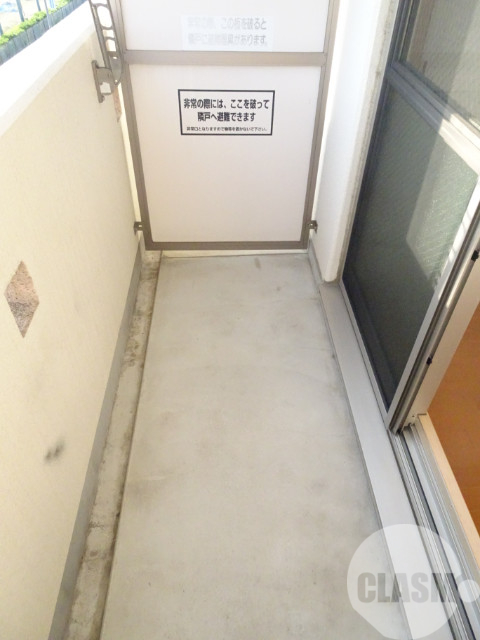 バルコニー　陽当たり良好です♪