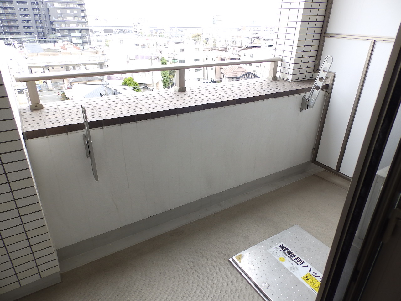 バルコニー　南向き