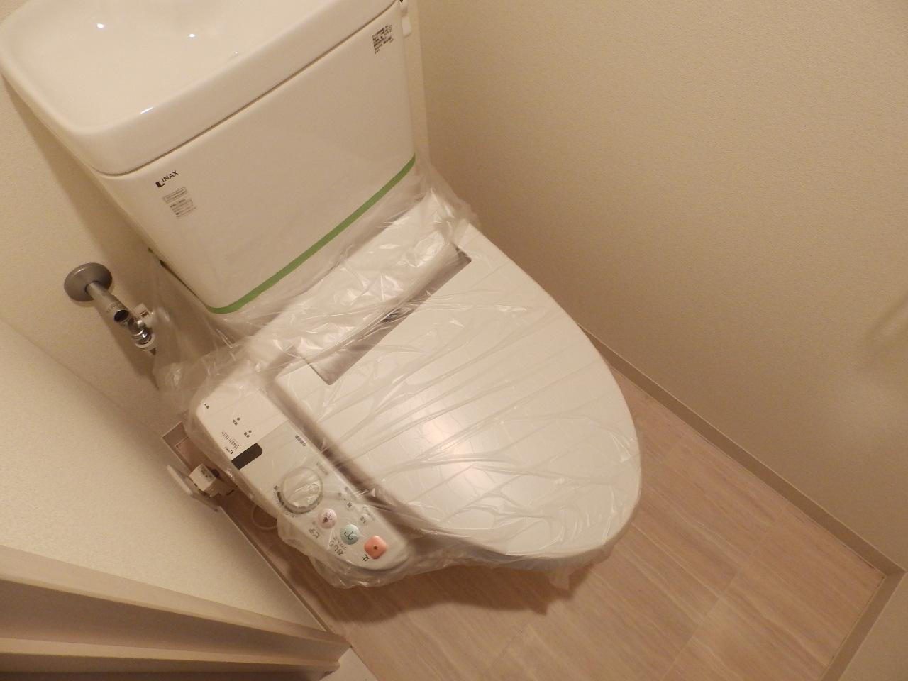 トイレ　ウォシュレット