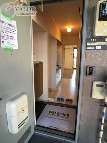 玄関　物件画像