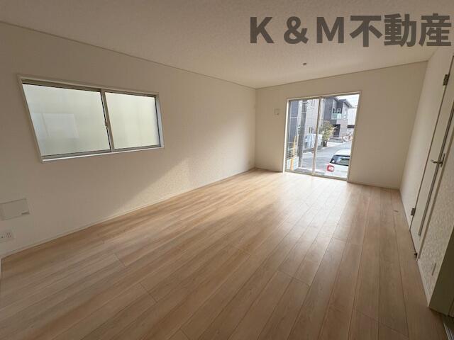 居室・リビング　居間です