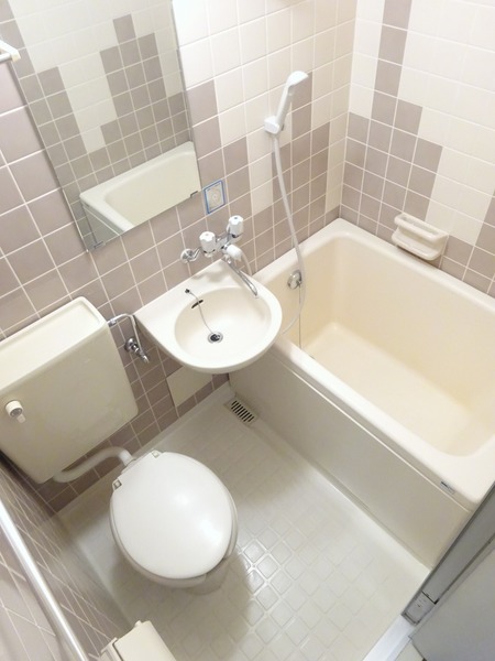 バス・シャワールーム　きれいなお風呂です