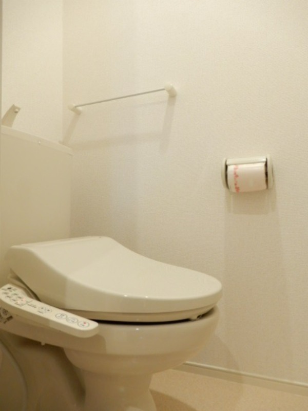 トイレ　図面と現状に相違がある場合には現状を優先