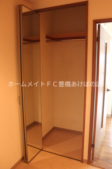 収納　同型別部屋写真（反転）