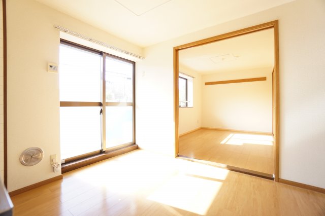 その他　※同物件・反転タイプの写真です。