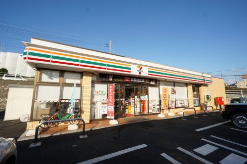 コンビニ　セブンイレブン市原ちはら台東４丁目店（コンビニ）まで590m