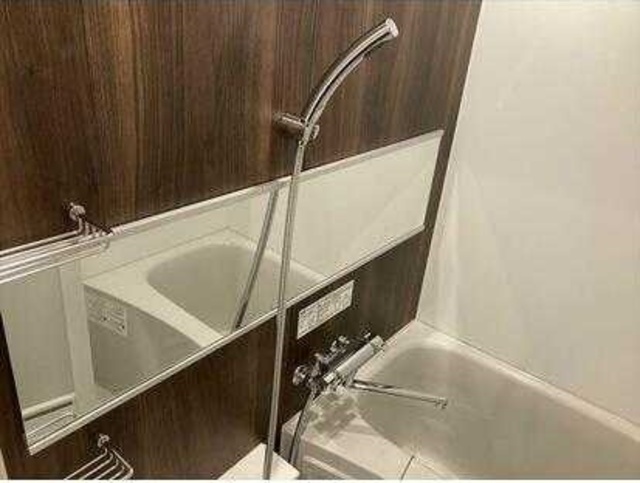 バス・シャワールーム　※別部屋参考写真