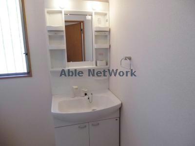 洗面設備　同型タイプ