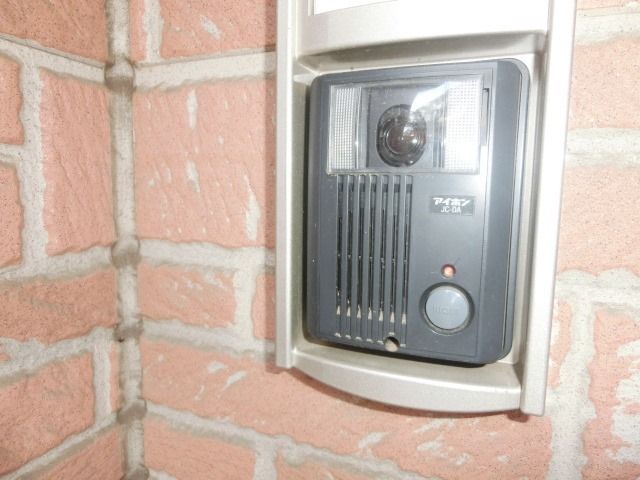 セキュリティ　訪問者のわかるモニターホン。