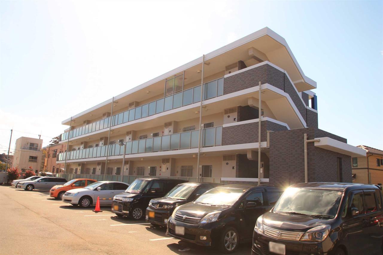 エントランス　共用廊下側です！