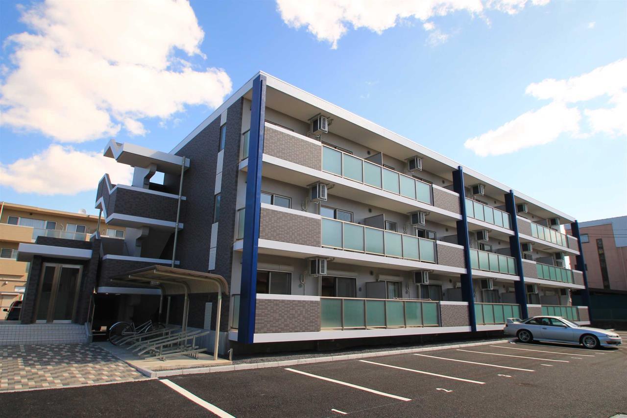 建物外観　オートロック付で防犯面もGOOD♪