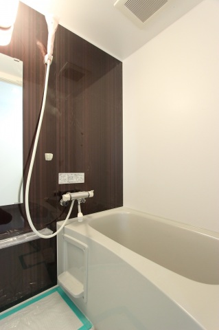 バス・シャワールーム　同物件別室