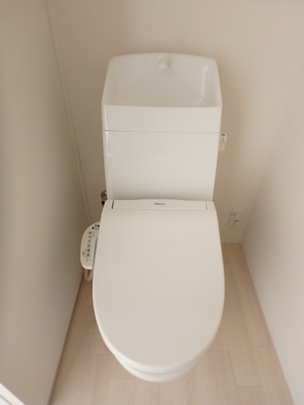 トイレ　図面と現状に相違がある場合には現状を優先