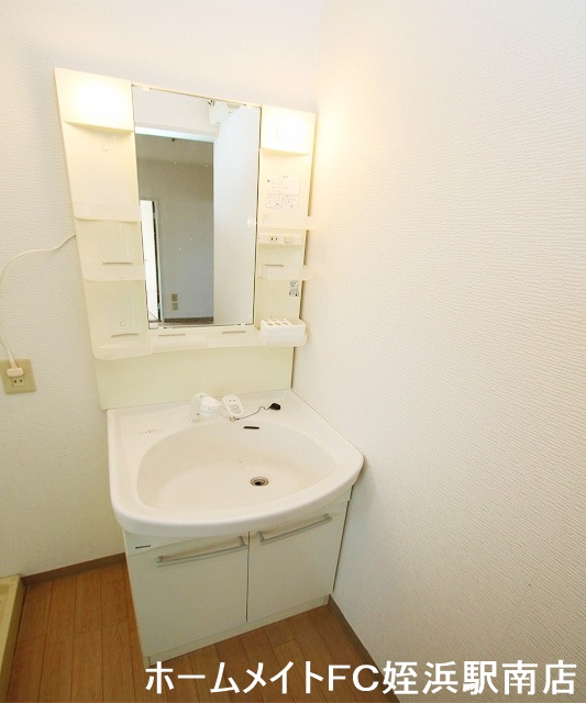 洗面設備　★独立洗面台もあります！★