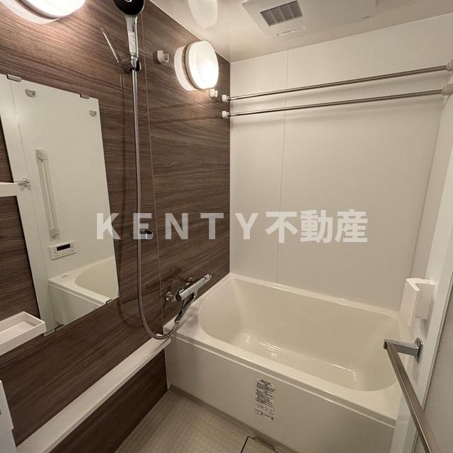 バス・シャワールーム　お風呂です