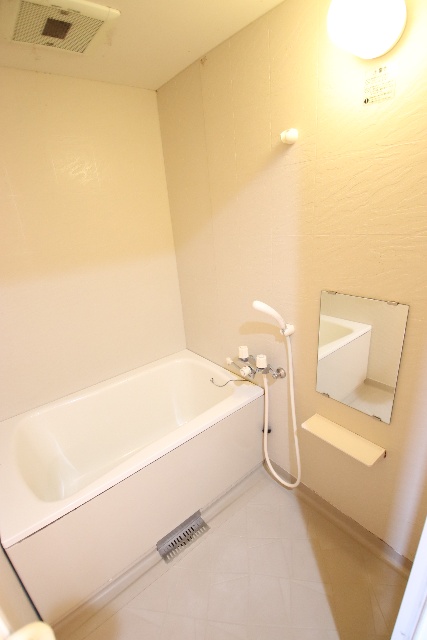 バス・シャワールーム　別室の参考写真です。※現況優先