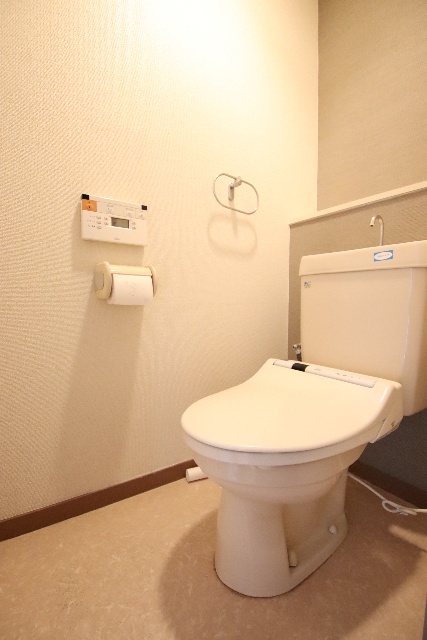 トイレ　別室の参考写真です。※現況優先