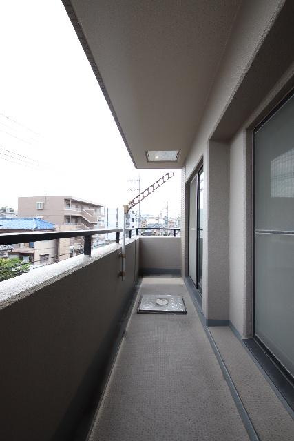 バルコニー　別室の参考写真です。※現況優先