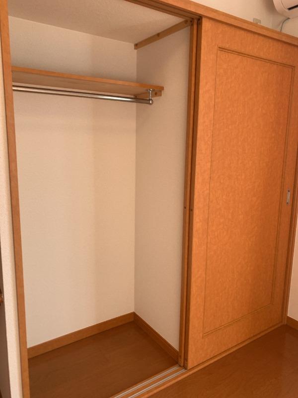 収納　※同タイプになります