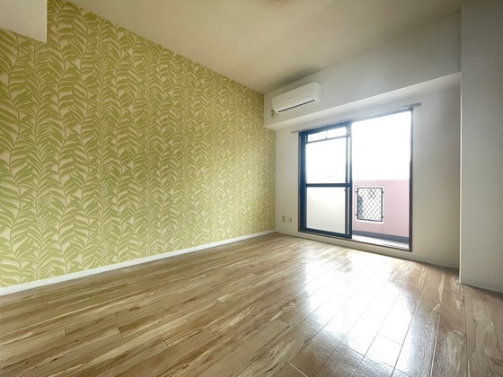 居室・リビング　※別部屋の写真です