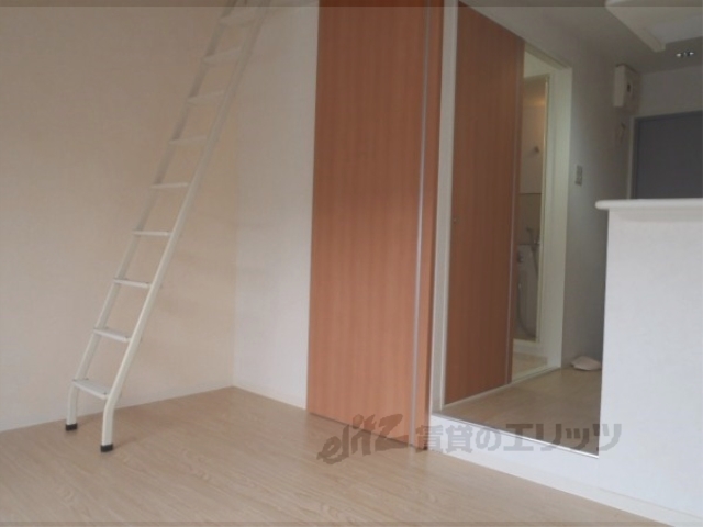 居室・リビング　居室