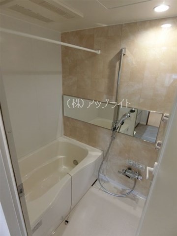 バス・シャワールーム　追炊き＆浴室乾燥機付き